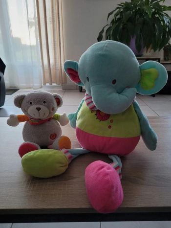 Lot de 2 peluches animaux