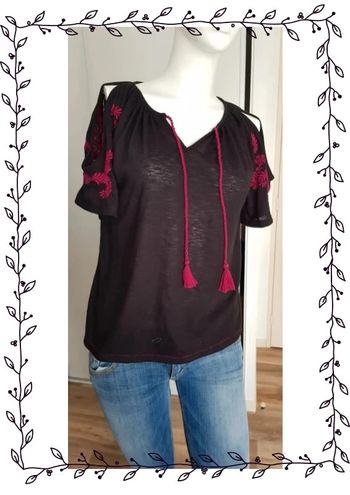 Tshirt noir brodé