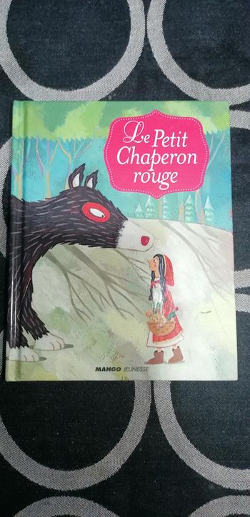 Livre le petit chaperon rouge Mango jeunesse