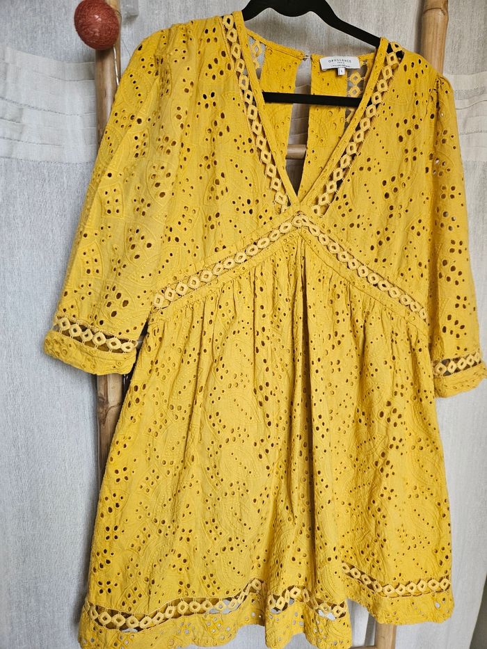 Robe broderie anglaise Taille L - photo numéro 1