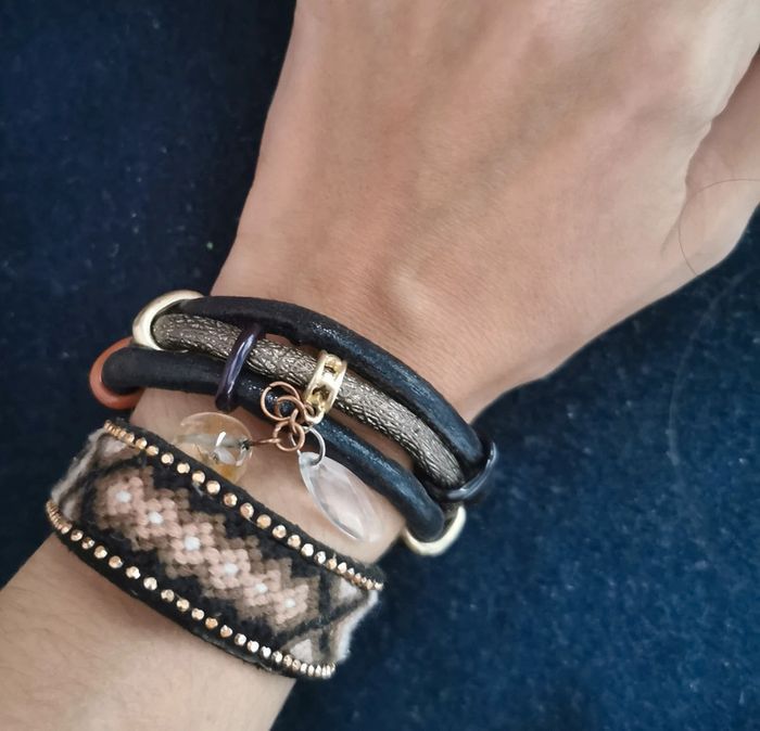 Bracelet large a motifs