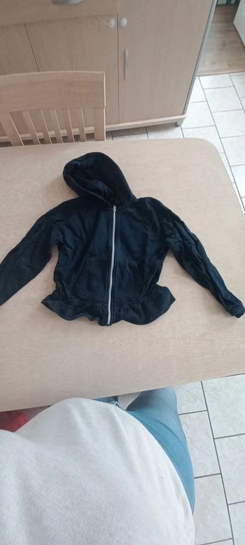 Sweat zippé 10ans kiabi