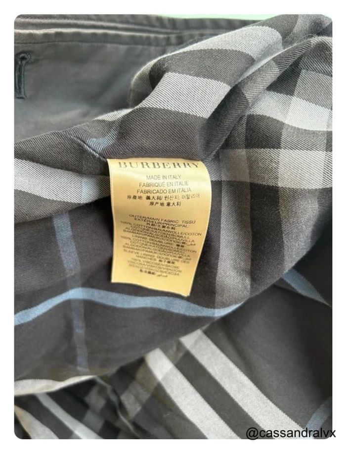 Trench bleu marine Burberry - photo numéro 3