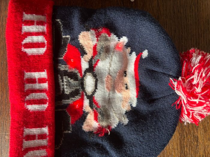 Bonnet de Noël lumineux - photo numéro 6