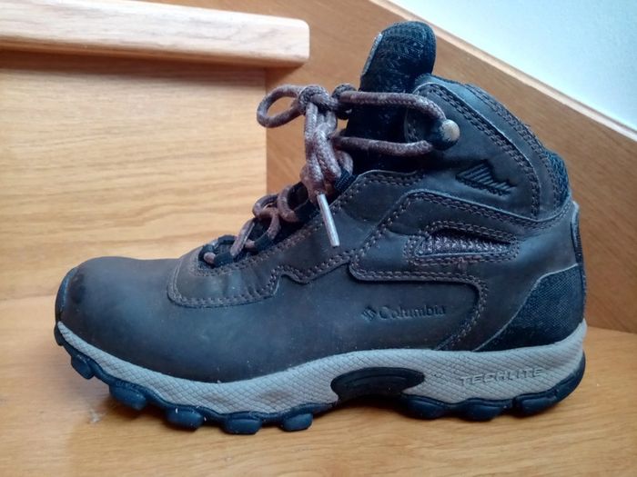 Chaussures de marche Colombia 35 - photo numéro 9