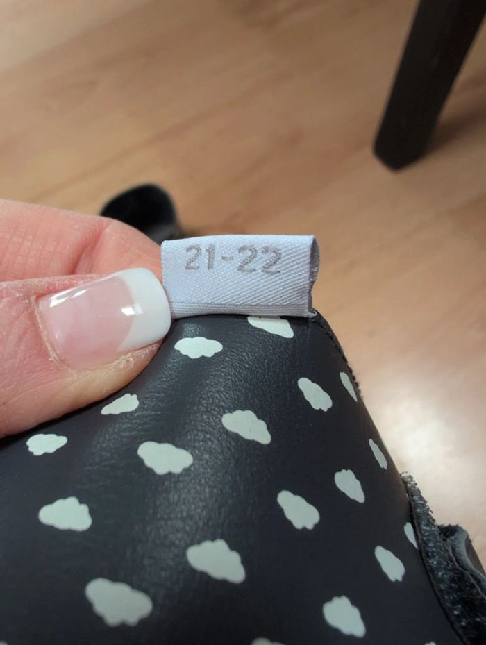 Chaussons Noukies's taille 21/22 Neuf - photo numéro 3