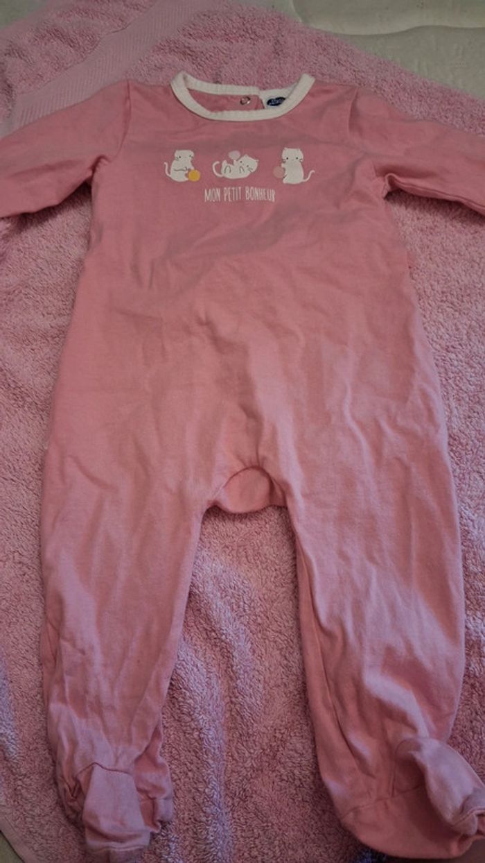Lot pyjamas 9 mois - photo numéro 4