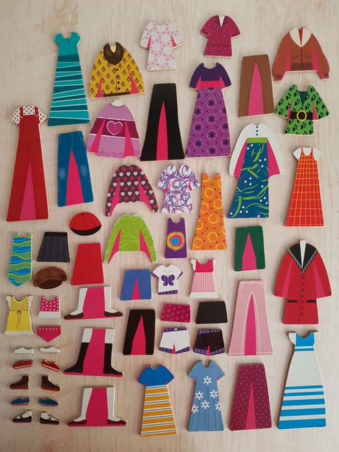 Jeu de vêtements magnétiques Abby & Emma de Melissa & Doug - photo numéro 13