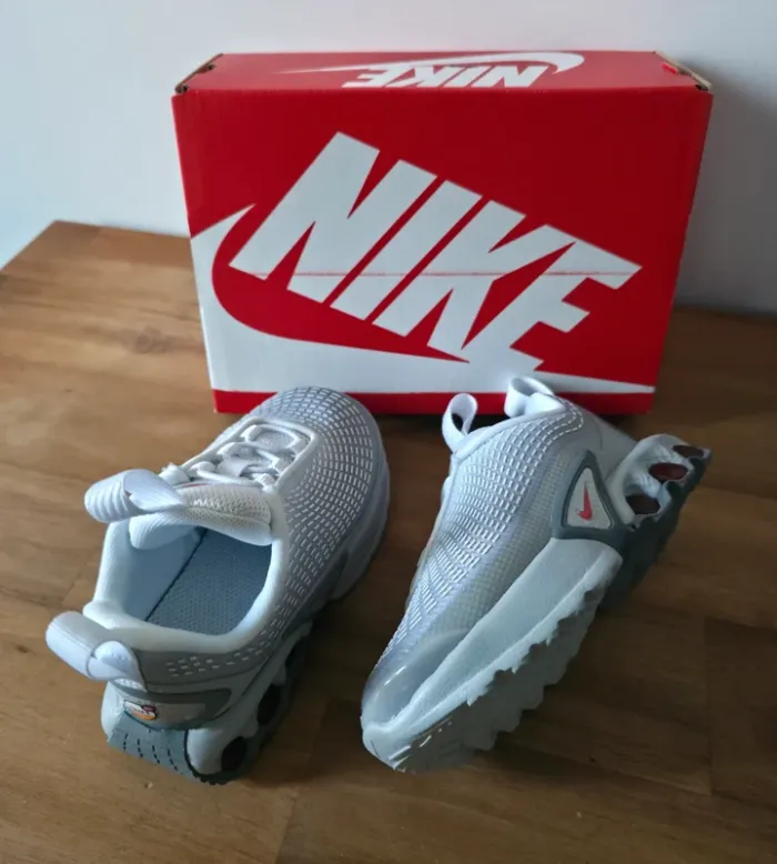 Nike Air max DN grise taille 23.5 comme neuve - photo numéro 5