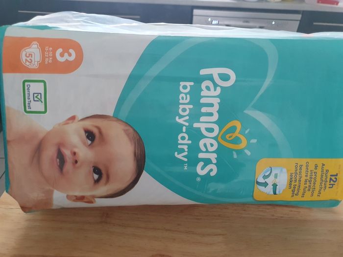 Couche pampers baby-dry - photo numéro 2