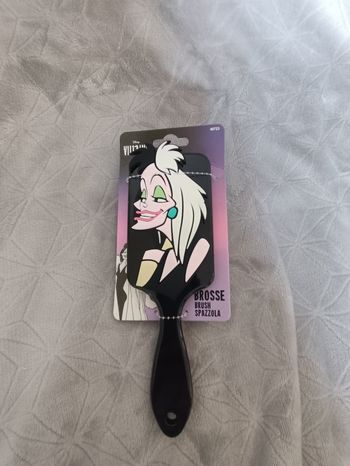 Brosse à cheveux neuve Disney vilains « Cruella »