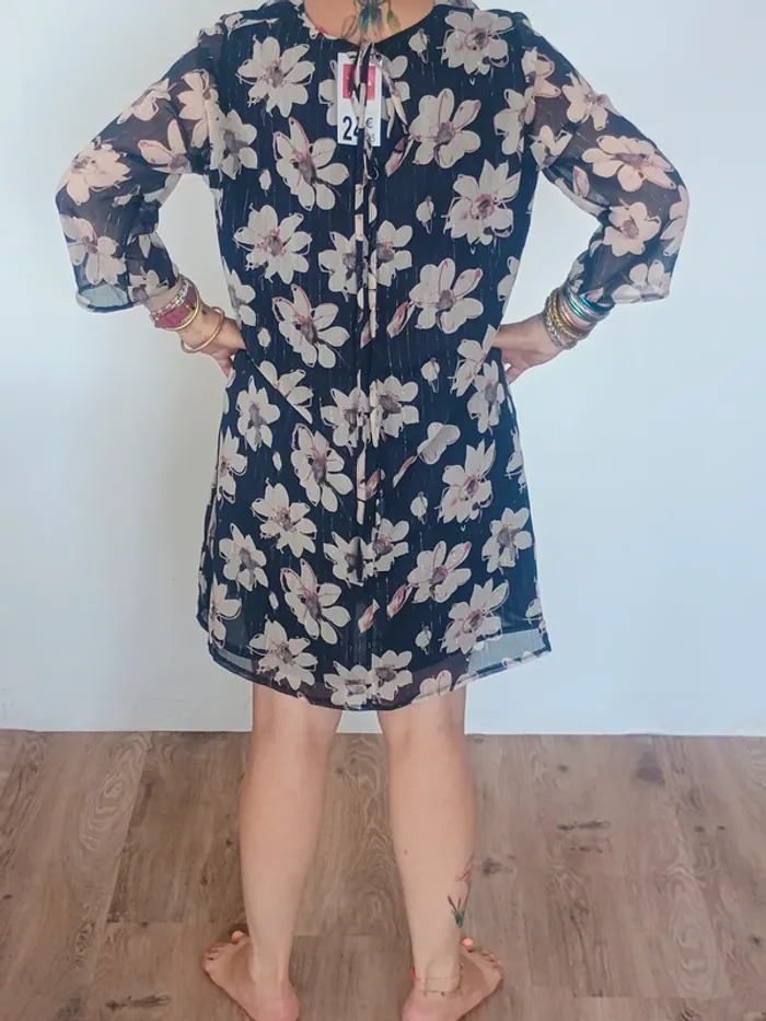 Robe neuve bleu marine T44 imprimé floral et taille élastiquée - photo numéro 2