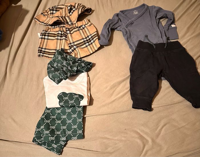 Vêtements 6 mois - photo numéro 10