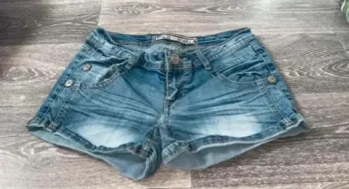 Short en jeans bleu Jennyfer
