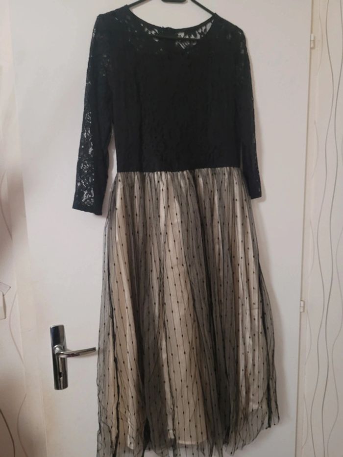 Robe noire