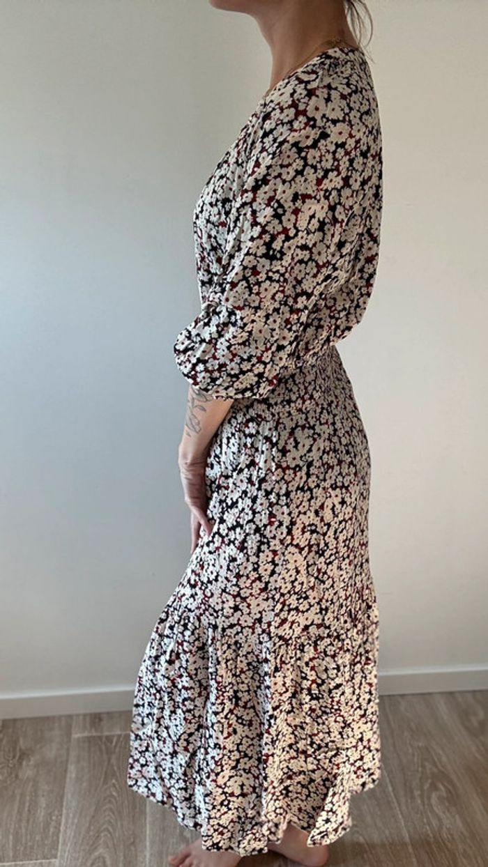 Robe longue Zara fleuris taille S en parfait état - photo numéro 2
