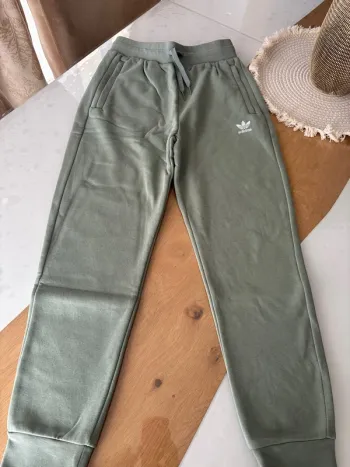 Jogging adidas