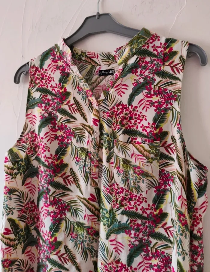 Superbe débardeur fleur influx taille 40 ou L - photo numéro 3