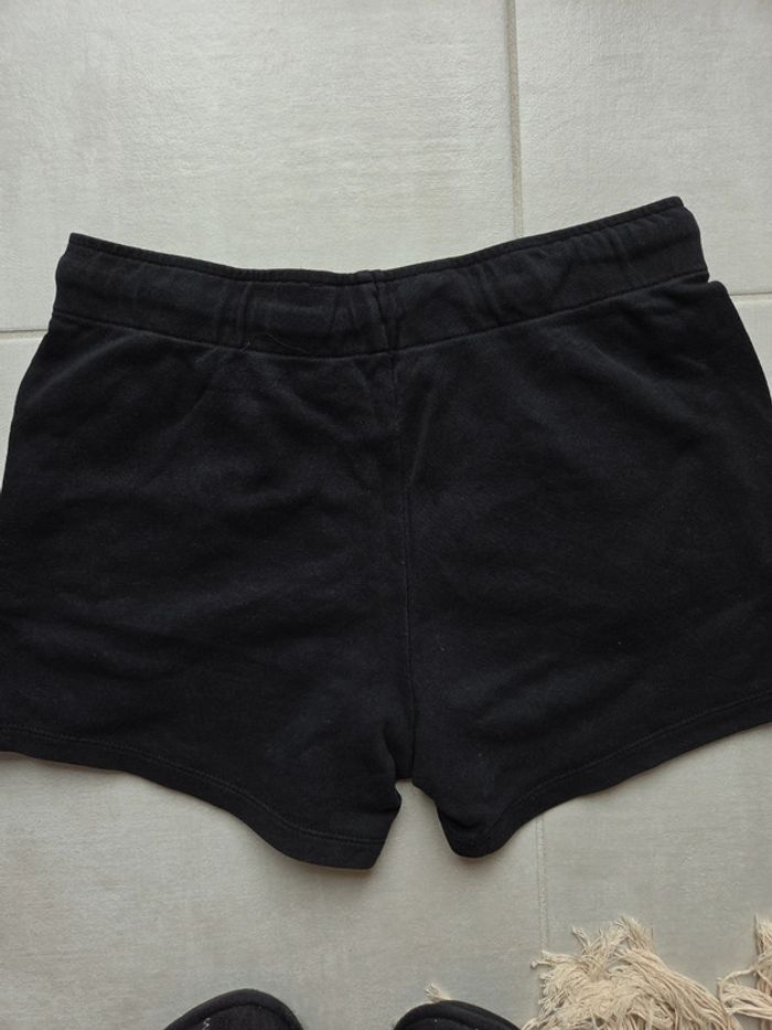 Short femme - photo numéro 3