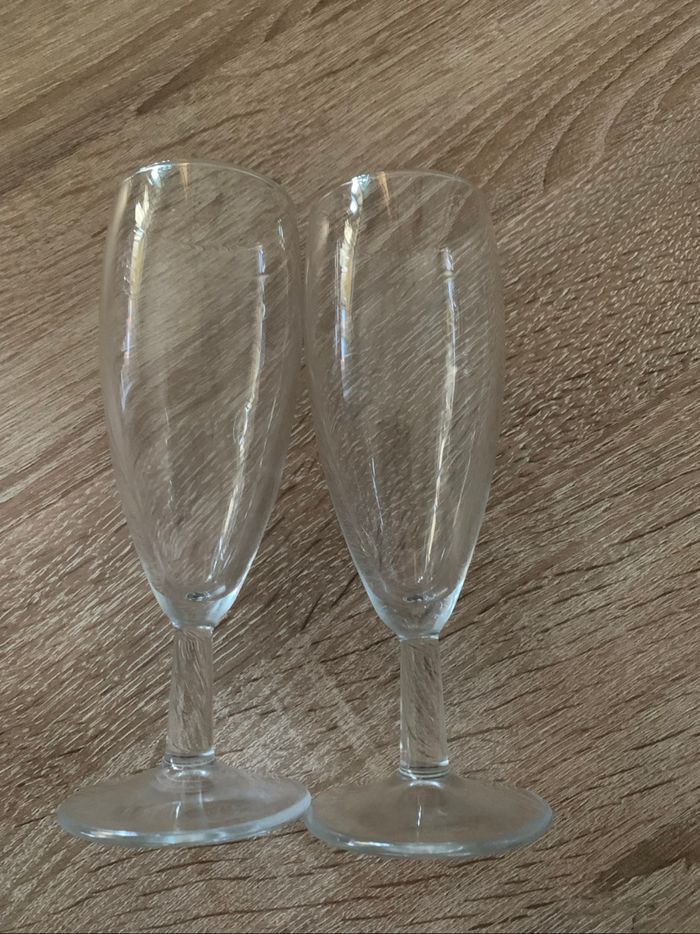 7 verres à vin - photo numéro 3