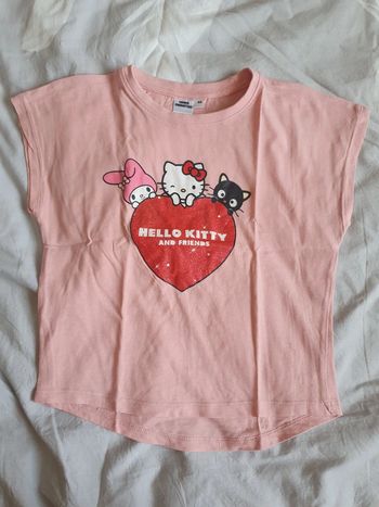 T-shirt hello kitty 6 ans