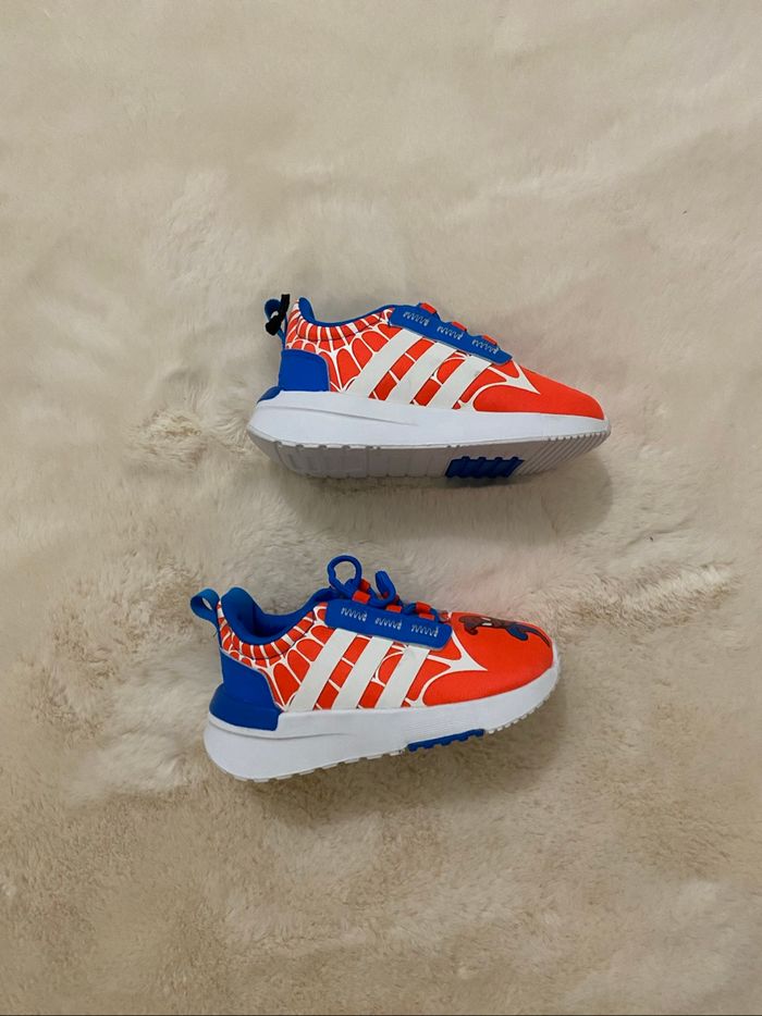 Basket adidas X Marvel - photo numéro 2