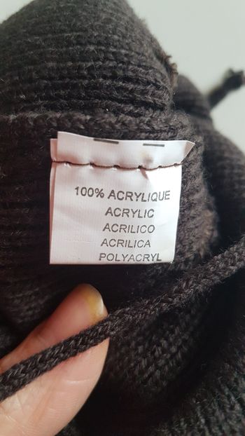 Bonnet neuf 18 mois 24 mois