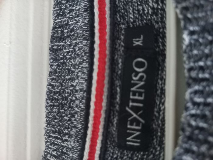 Vends pull rayé XL - photo numéro 2