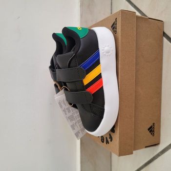 Baskets bébé Adidas Grandcourt