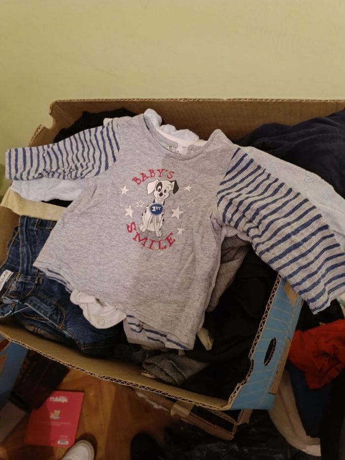 Lot de vêtements - photo numéro 3