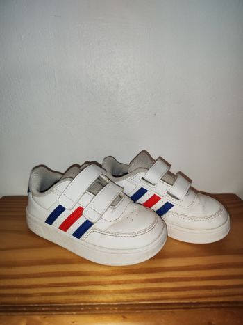 Basket adidas bleu et rouge
