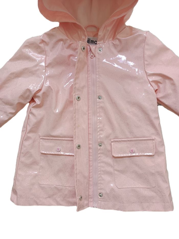 Imperméable coupe vent rose à paillettes à capuche. Ciré. Gémo. Taille 4 ans - photo numéro 3