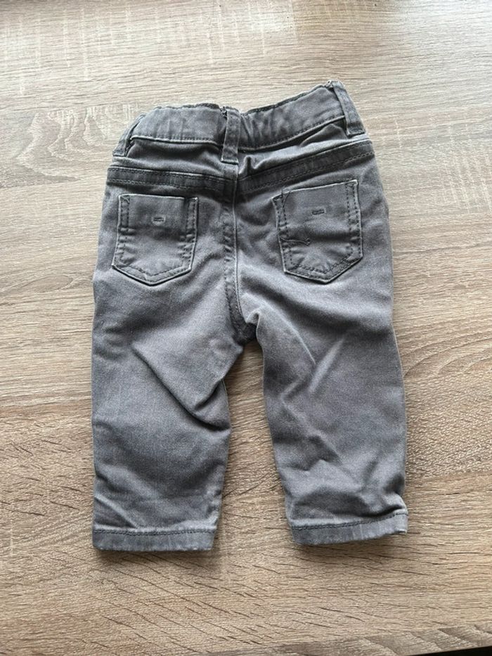 Jean gris 9 mois - photo numéro 2