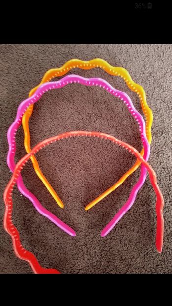 Lot de 3 serre tête neufs