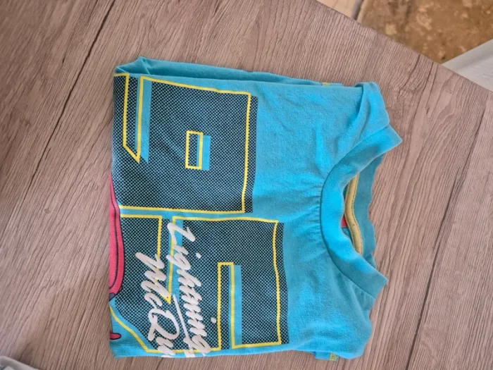 Lot T-shirt 4-5 ans - photo numéro 2