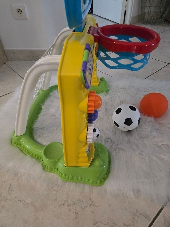 🥰👌🏀🤩💙(etat neuf) superbe jouet multisport interactif (ferme)💙💙🤩😍🏀⚽️ (envoi rapide et soigné) pas de looker!!! - photo numéro 8