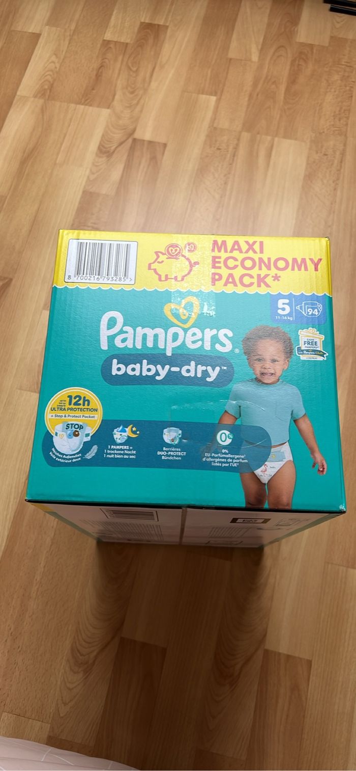 Couche Pampers Baby-dry taille 5 11-16kg 94 couches - photo numéro 5