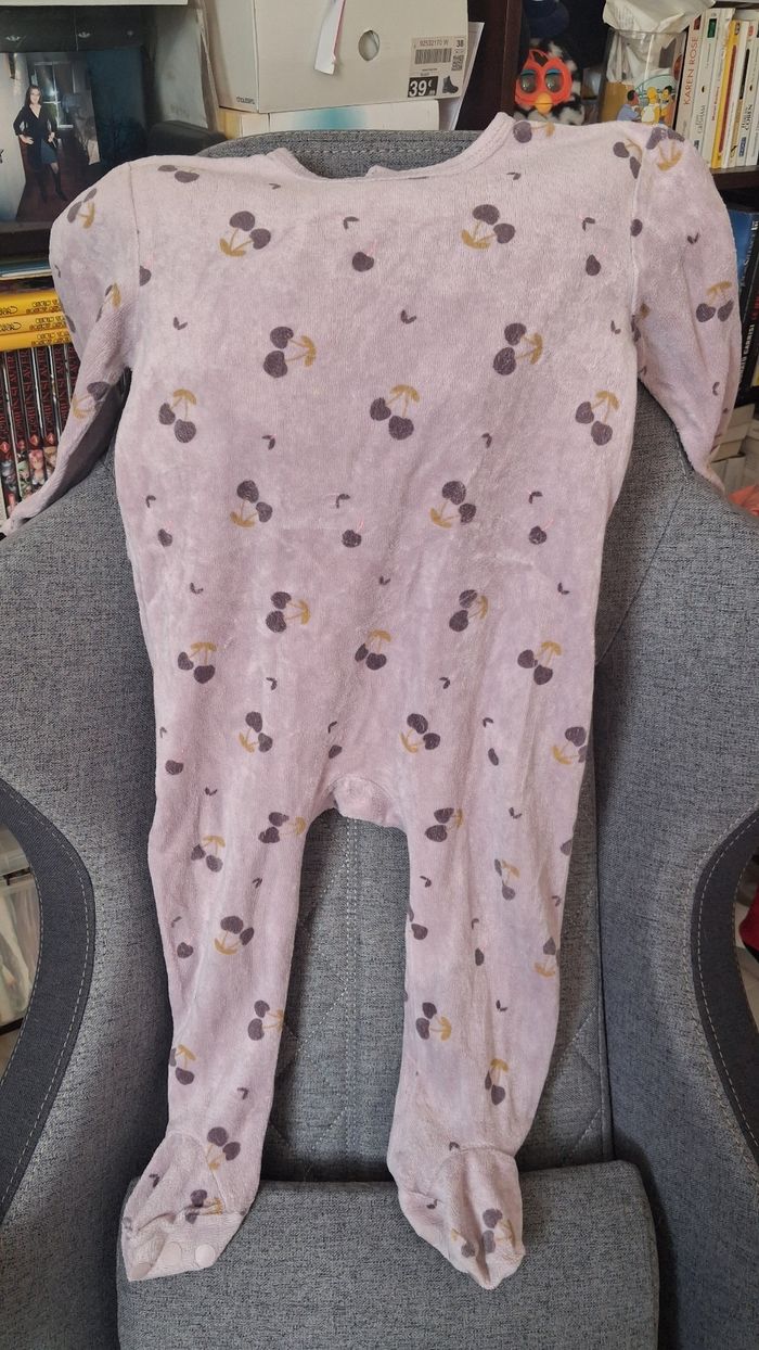 Lot pyjamas 18 mois - photo numéro 5