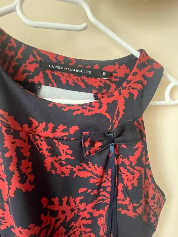 Robe marine fleurs orangées - photo numéro 2