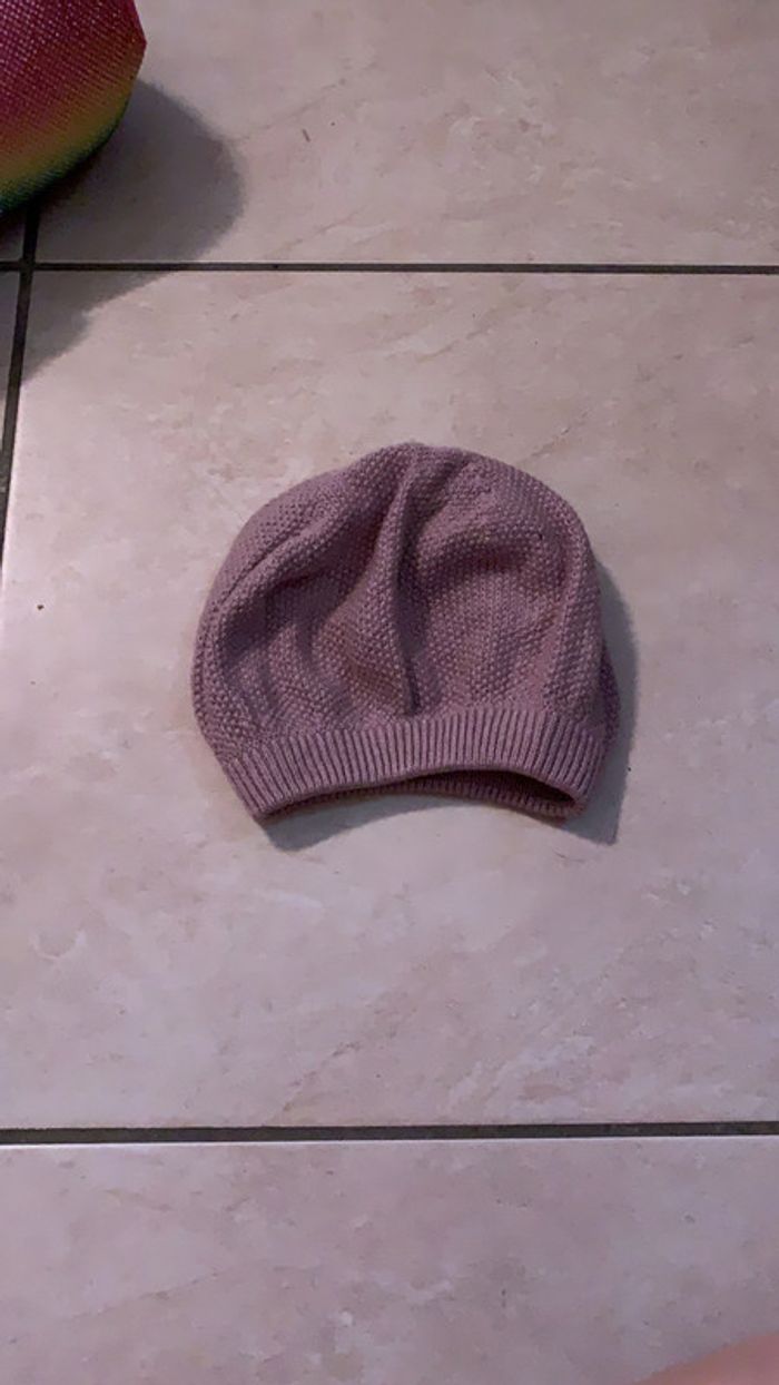 Petit béret parme taille 0 / 3 mois marque tex - photo numéro 2