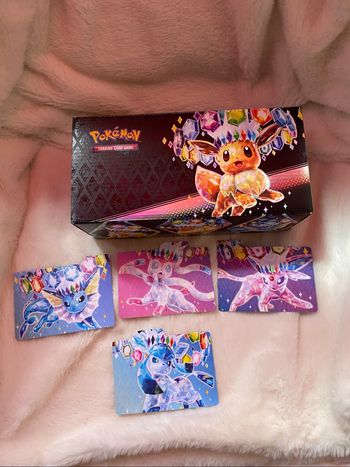 Boîte vide Pokémon evolution prismatique + séparateurs de cartes