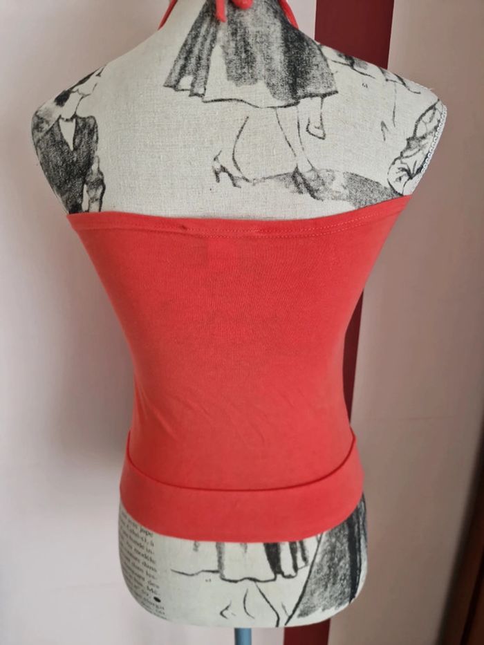 Top rouge - photo numéro 4