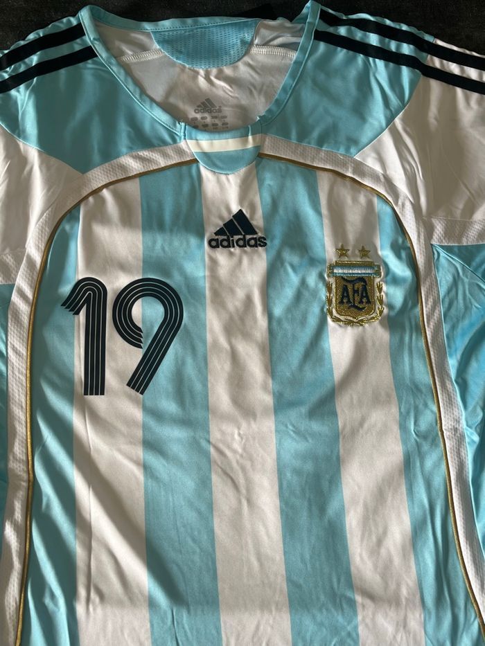 Maillot rétro Argentine domicile 2006 🇦🇷 Messi n°19 – Taille L - photo numéro 2