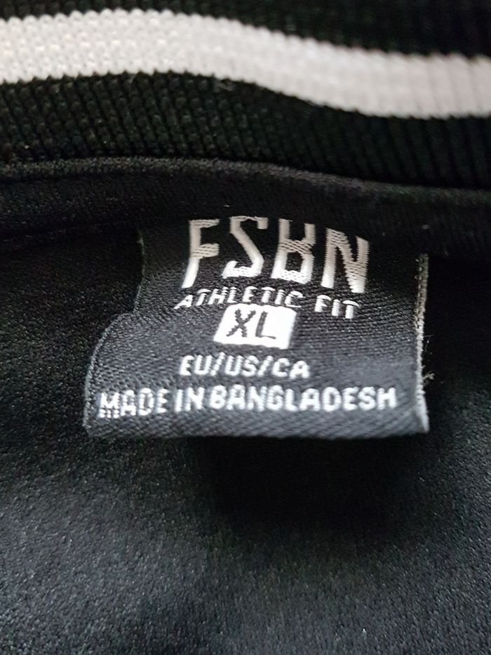 Débardeur homme noir et blanc. FSBN. Taille XL. - photo numéro 4