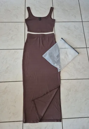 Ensemble Jupe longue et top Marron