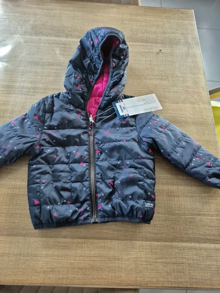 Veste capuche fille 2 ans