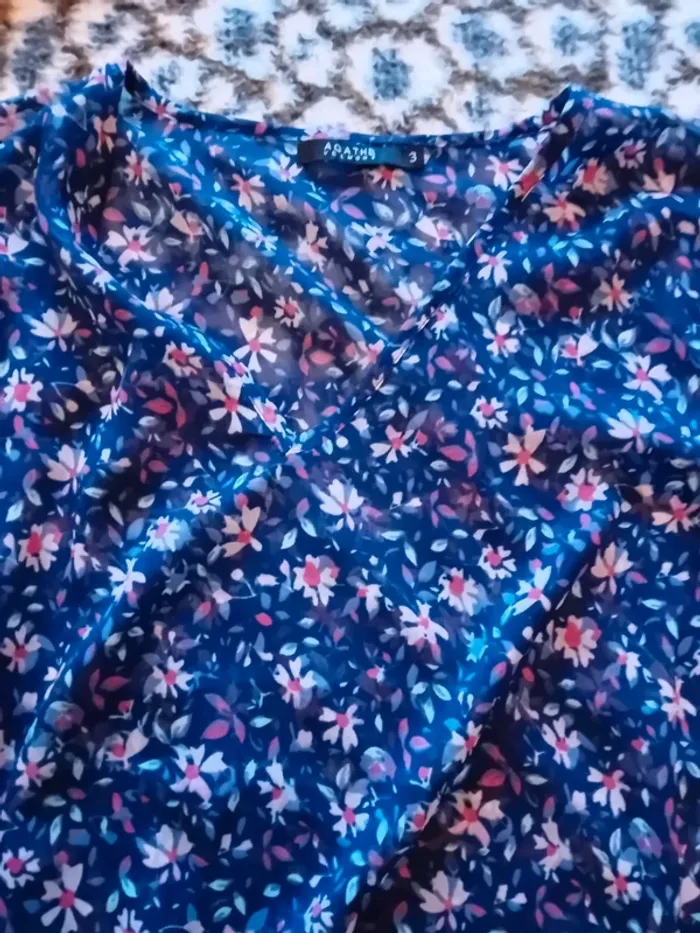 Blouse fleurie transparente - photo numéro 2