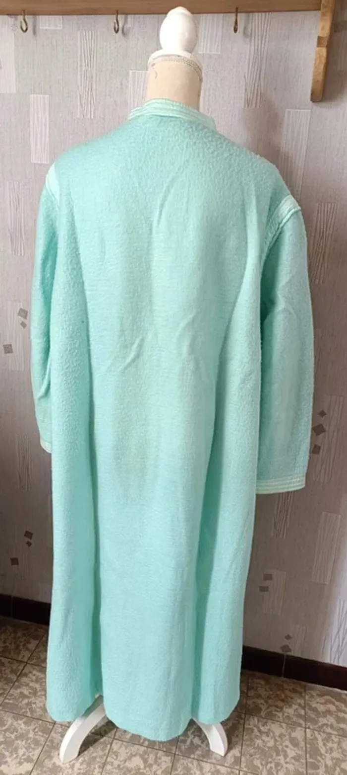 sup 1- robe de chambre, 3 suisses , taille 46/48 - photo numéro 2