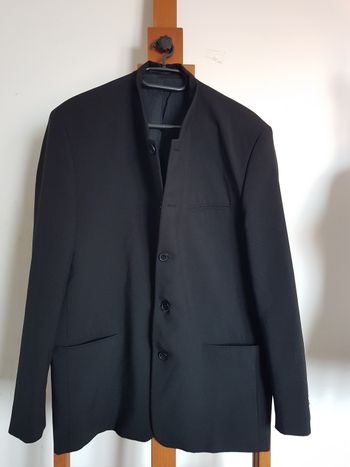 Blazer homme noir. Boutonné, épaulettes, doublé. Manta. Taille 54.