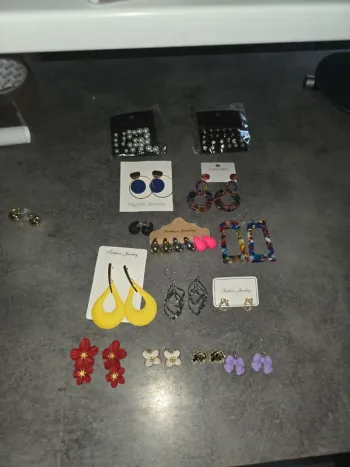 [NEUF] Lot de boucles d'oreilles